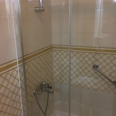 Be Olaias Quarto em Acomodações Particulares *